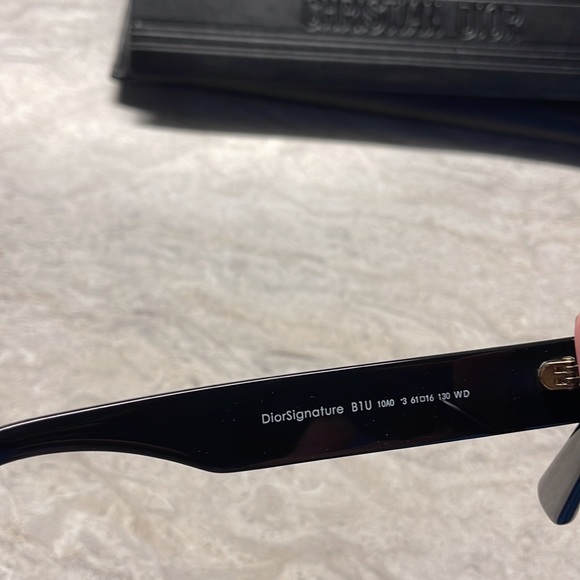 Christian Dior Sunglasses - Picture 3 of 5